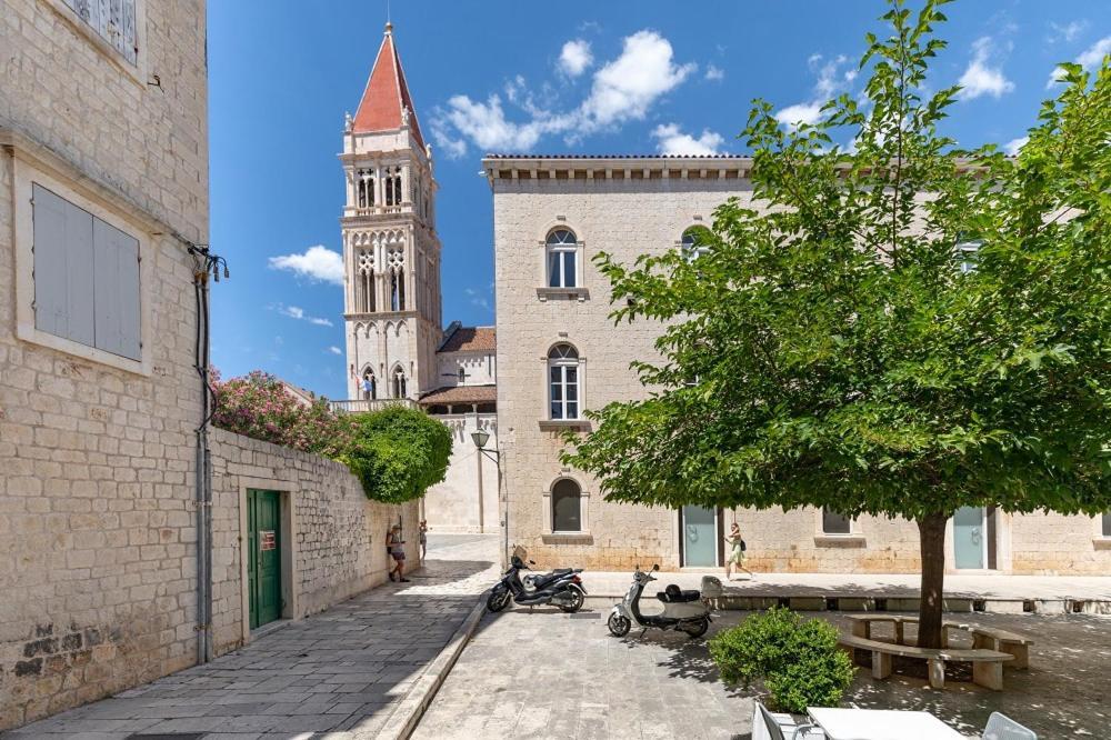 Luxury Apartment Aria Trogir Exterior foto